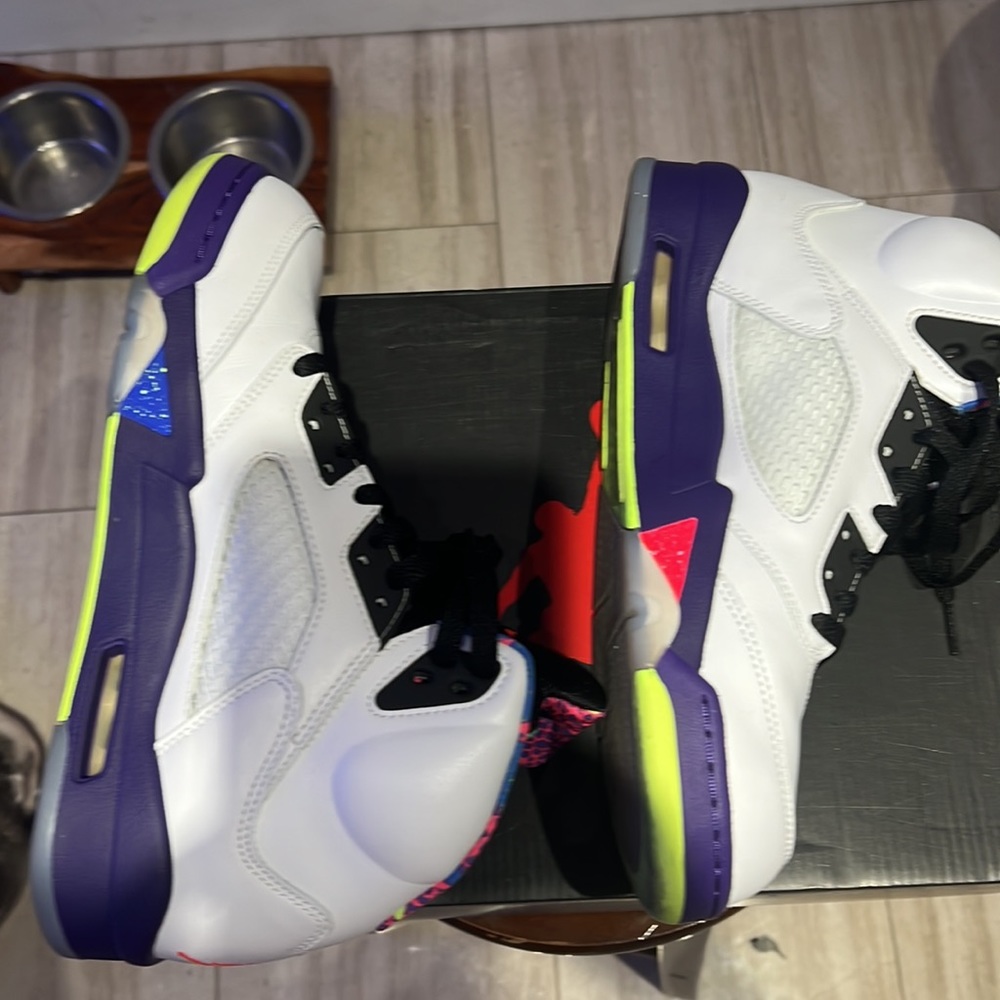 Jordan 5 - Picture 2 of 6